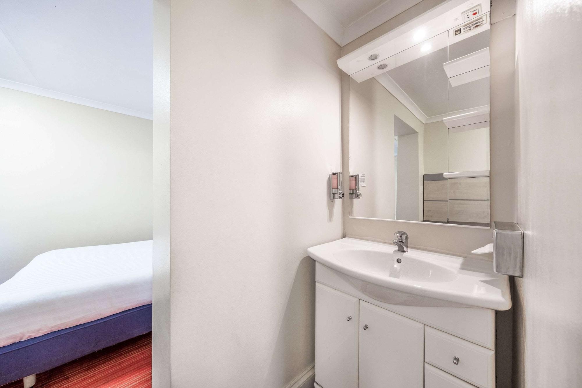 Comfort Victoria London